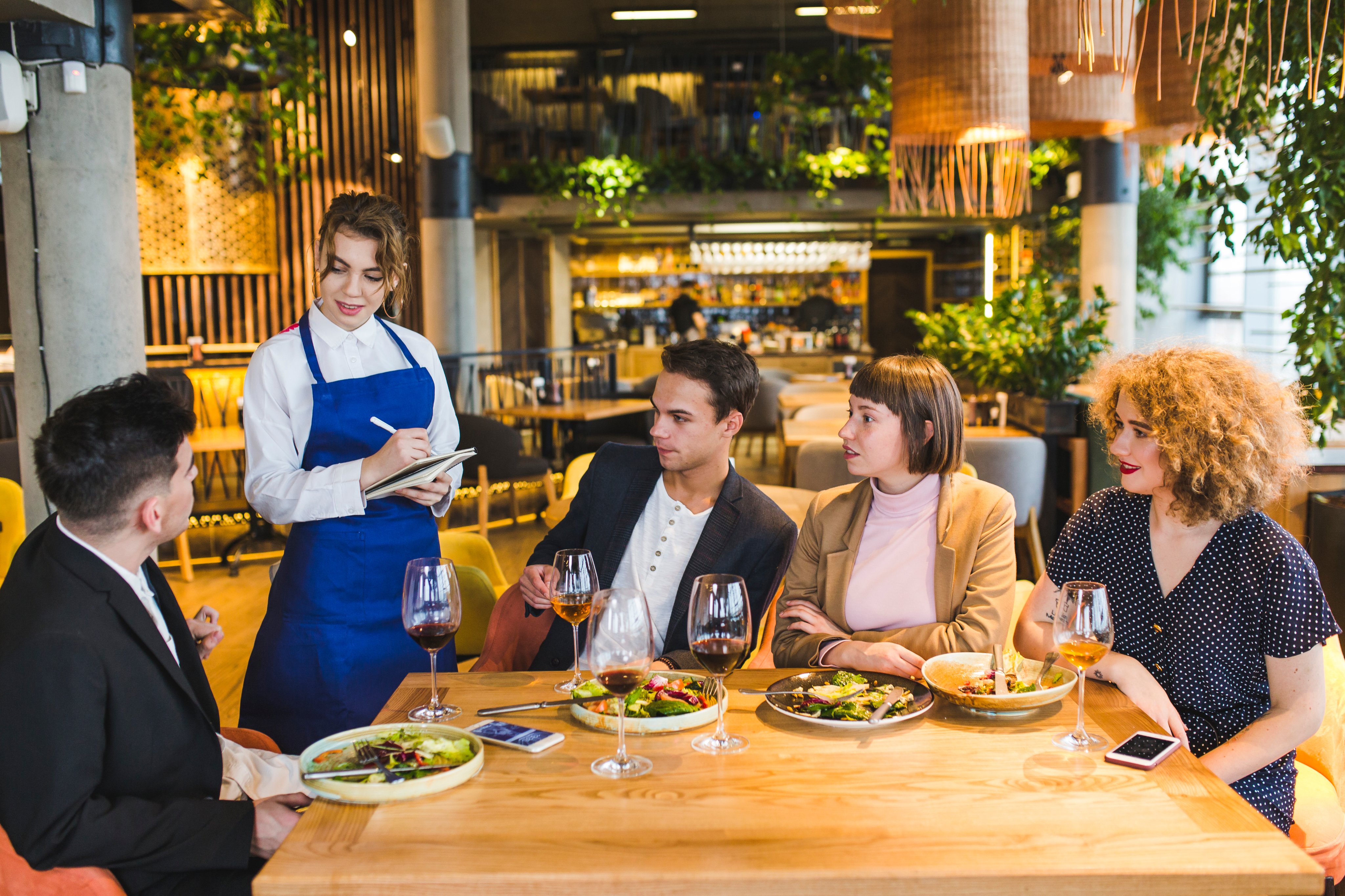 Unlocking Restaurant Growth with Customer Trends Analytics